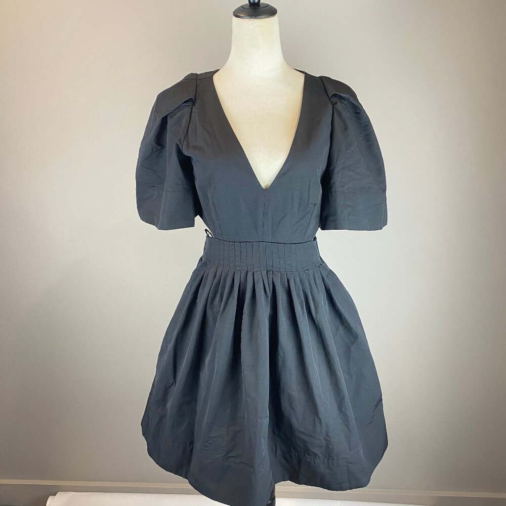NWT‎ Banana Republic Open Back Mini Dress Women's Size 4 Petite Black